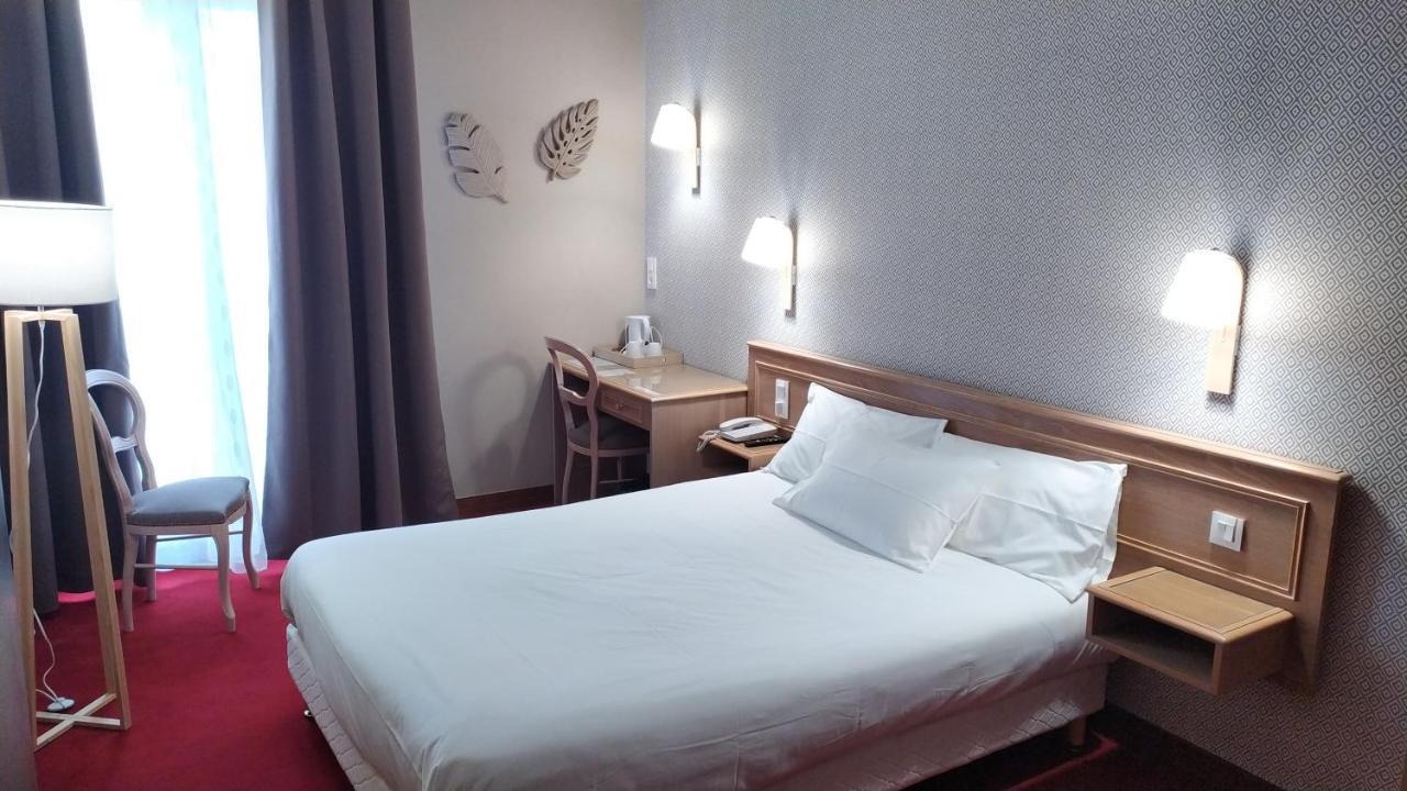 Contact Hotel Limoges - Hotel Des Deux Moulins מראה חיצוני תמונה