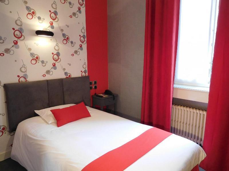 Contact Hotel Limoges - Hotel Des Deux Moulins מראה חיצוני תמונה