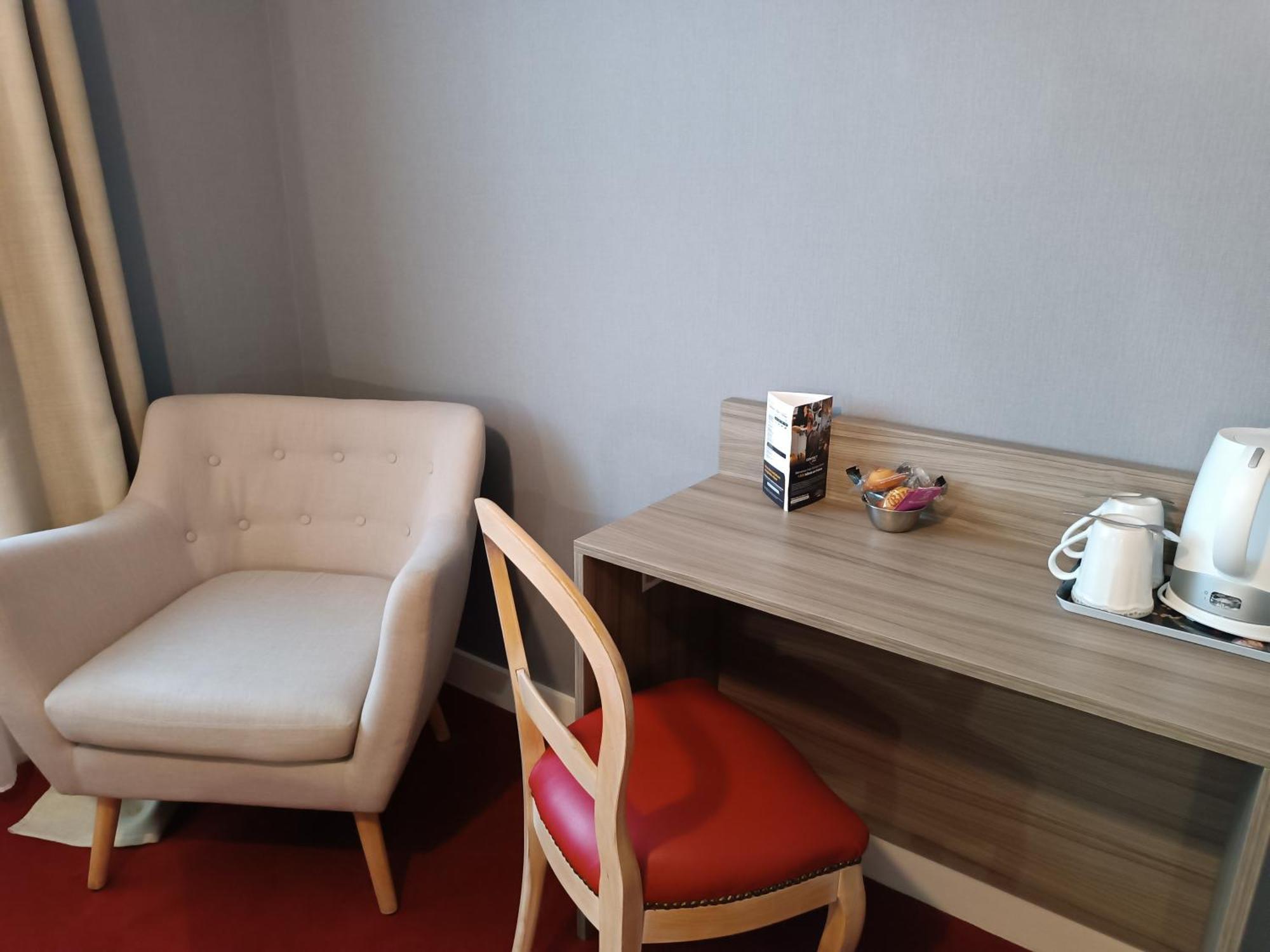 Contact Hotel Limoges - Hotel Des Deux Moulins מראה חיצוני תמונה