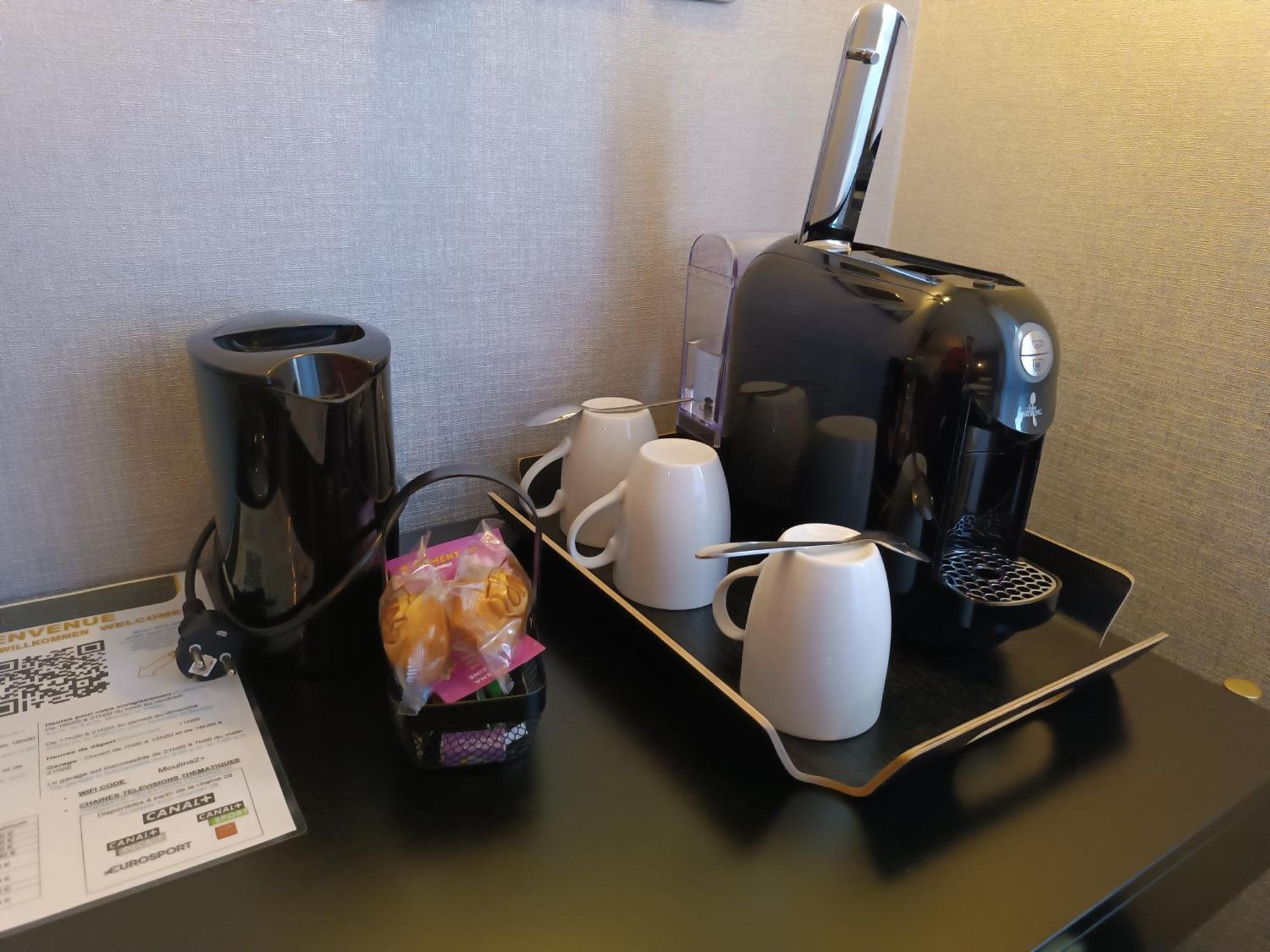 Contact Hotel Limoges - Hotel Des Deux Moulins מראה חיצוני תמונה